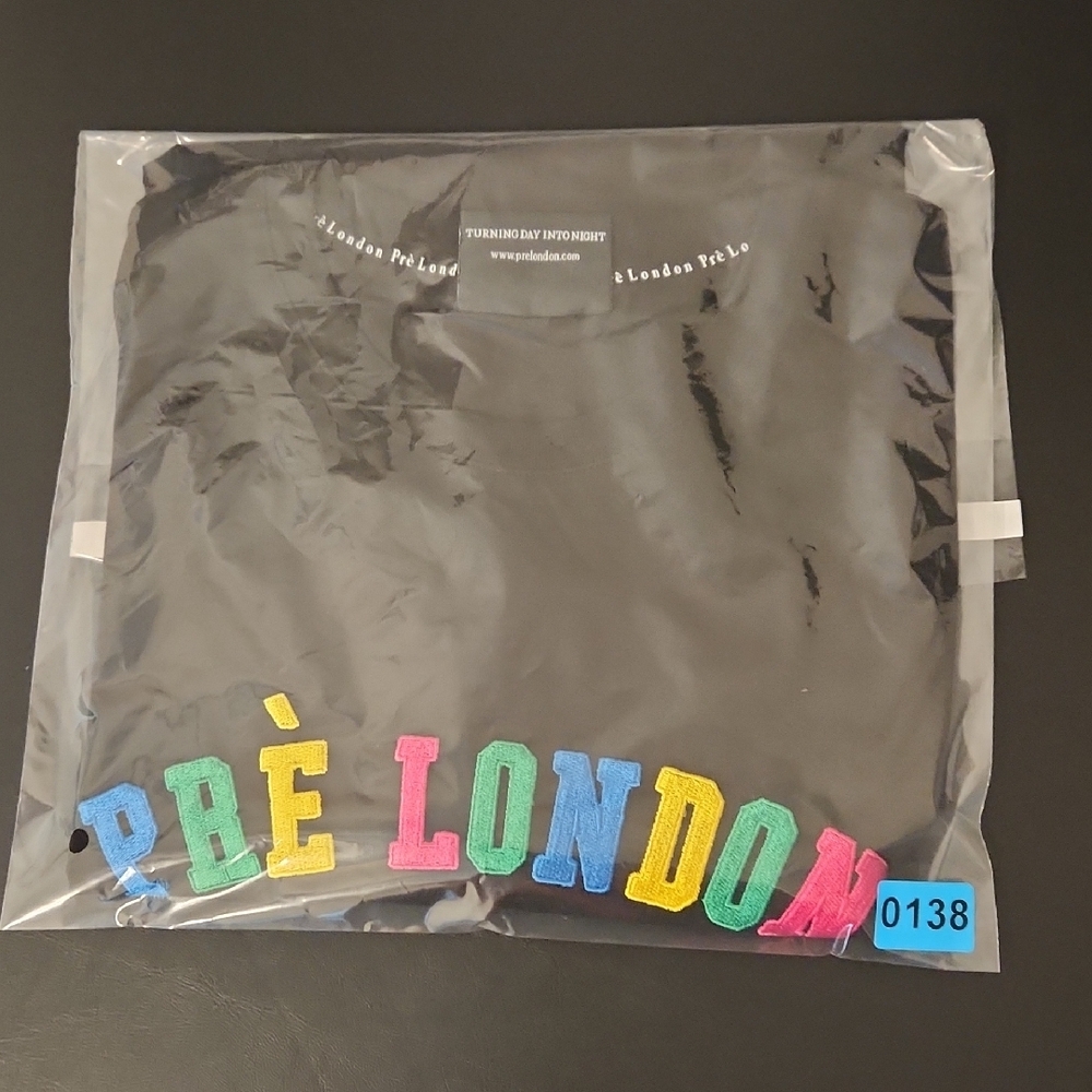 Prè London Block Lettering Tee - Picture 6 of 6